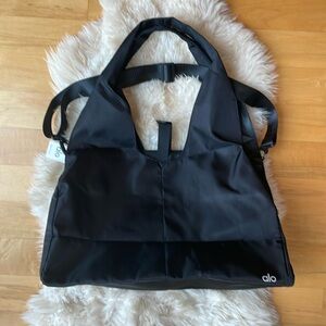 NWT, Alo Yoga Gym Bag
